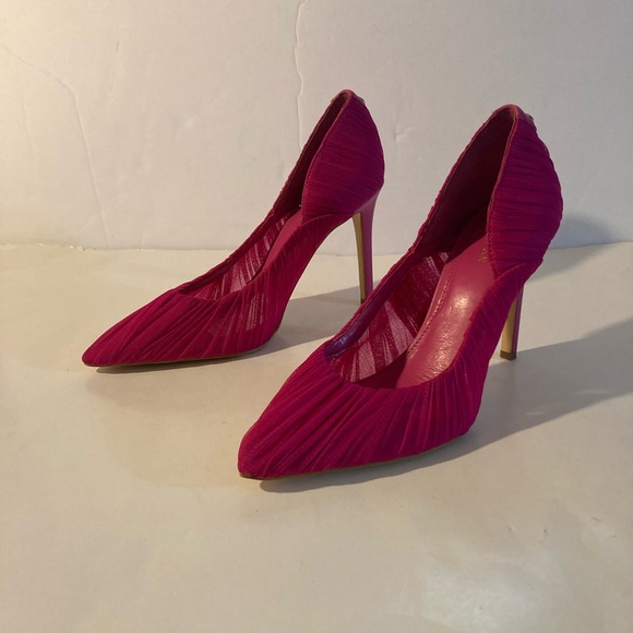 Elegant Pink Women's Heels - Picture 1 of 11